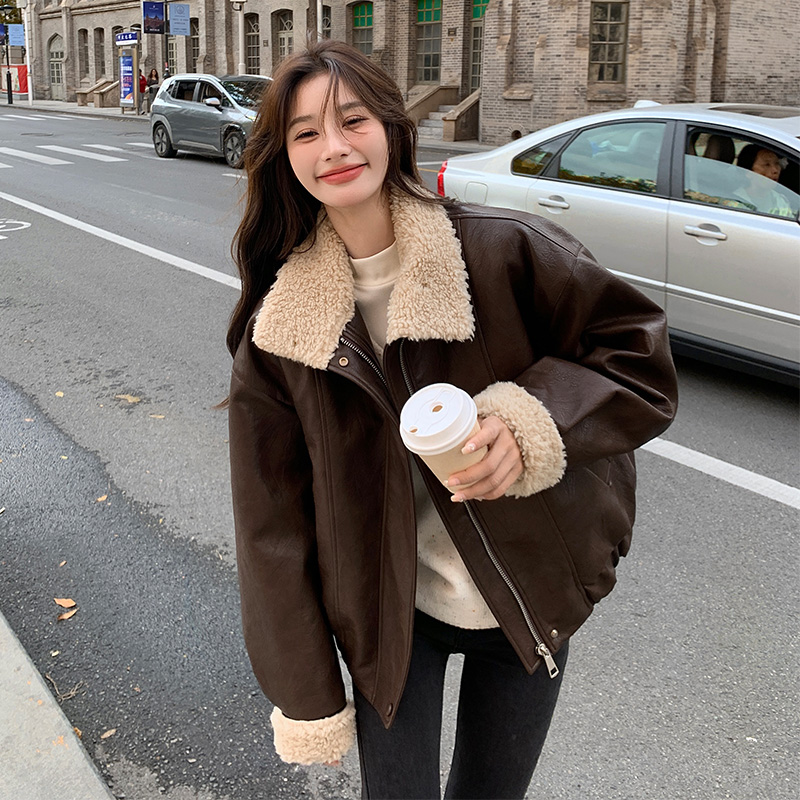 梦玫875美式爆款皮衣外套冬季新款加绒加厚设计感机车服夹克上衣