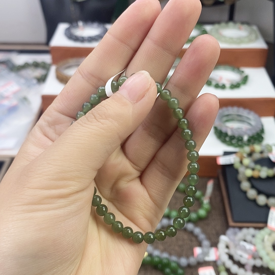 和田玉手串卡6未镶嵌
