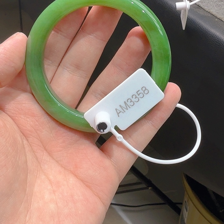 和田玉（碧玉）手镯未镶嵌