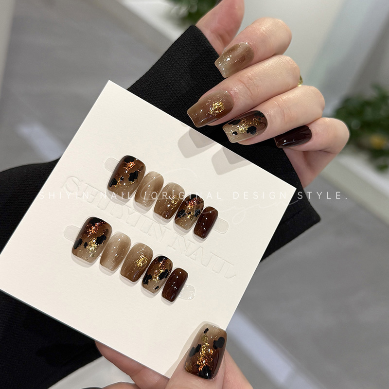 A381复古焦糖琥珀晕染金箔美甲时音纯手工穿戴甲秋冬显白美甲甲片