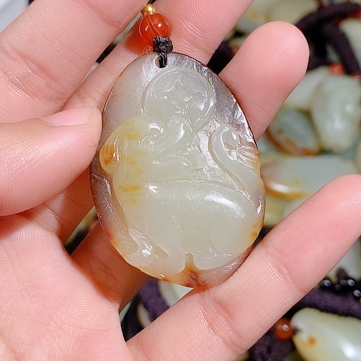 和田玉未镶嵌颈饰