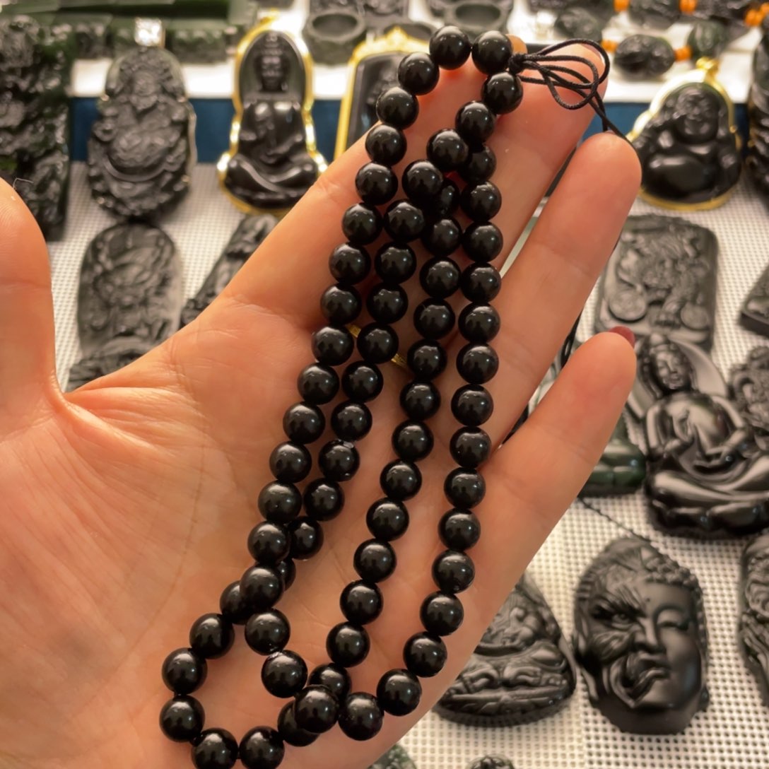 蛇纹石玉珠链未镶嵌相**缘