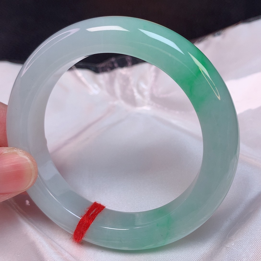 翡翠手镯未镶嵌55 翡翠手镯