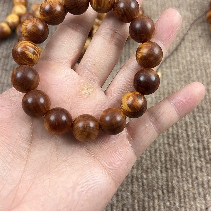 木太行崖柏1.5。。。。。。