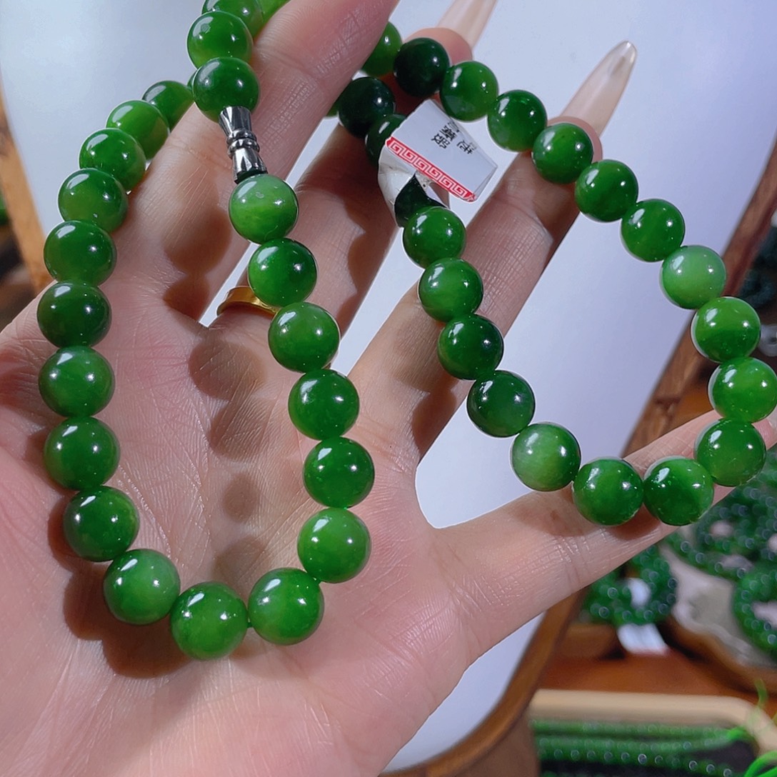 和田玉未镶嵌颈饰10