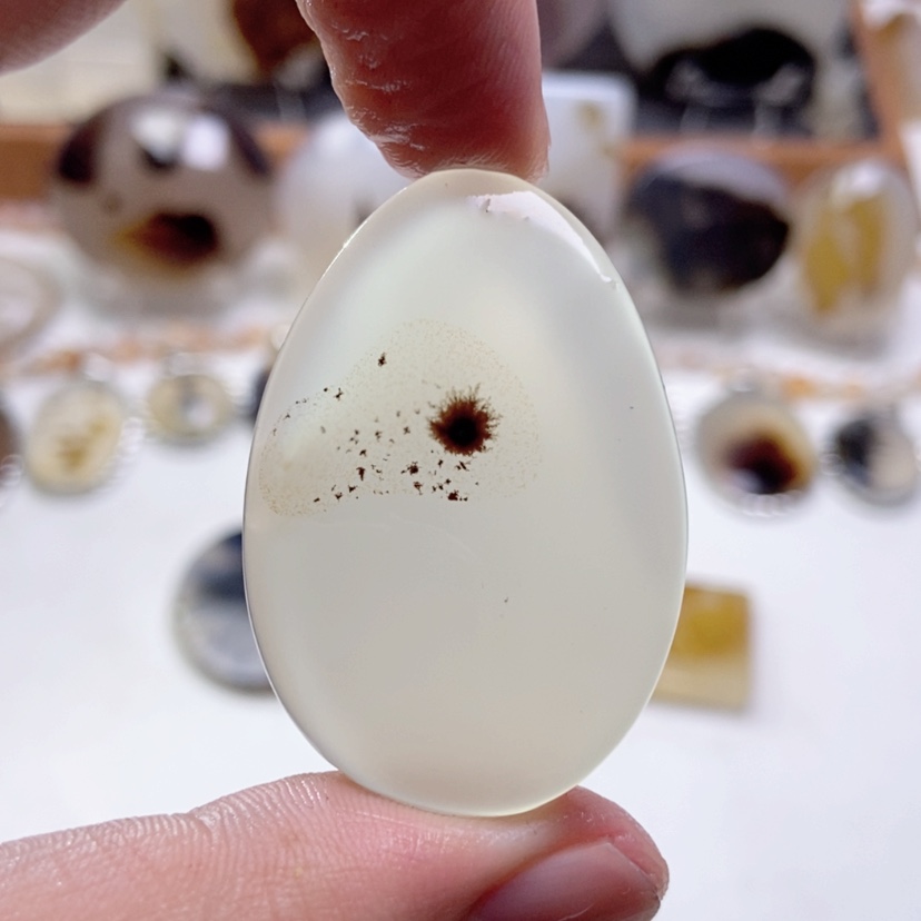 【闪购商品】玛瑙/玉髓颈饰未镶嵌