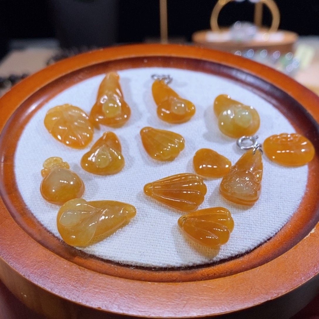 翡翠未镶嵌吊坠(不含链)多样性发其一