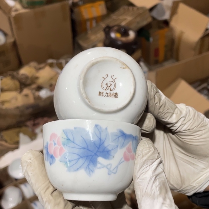 摆件陶瓷盘子碗都便宜