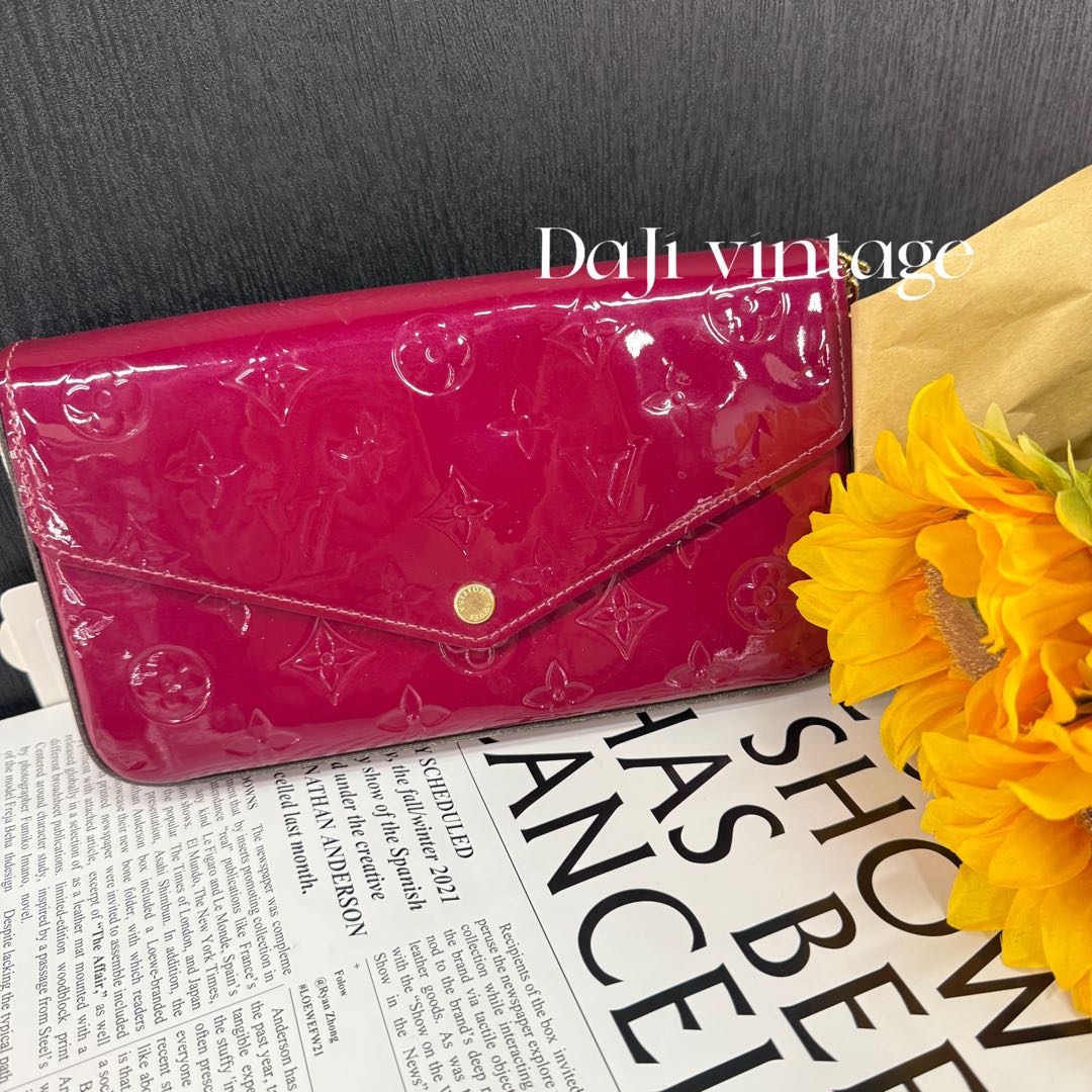 大吉中古/LV车厘子漆皮三合一斜挎包