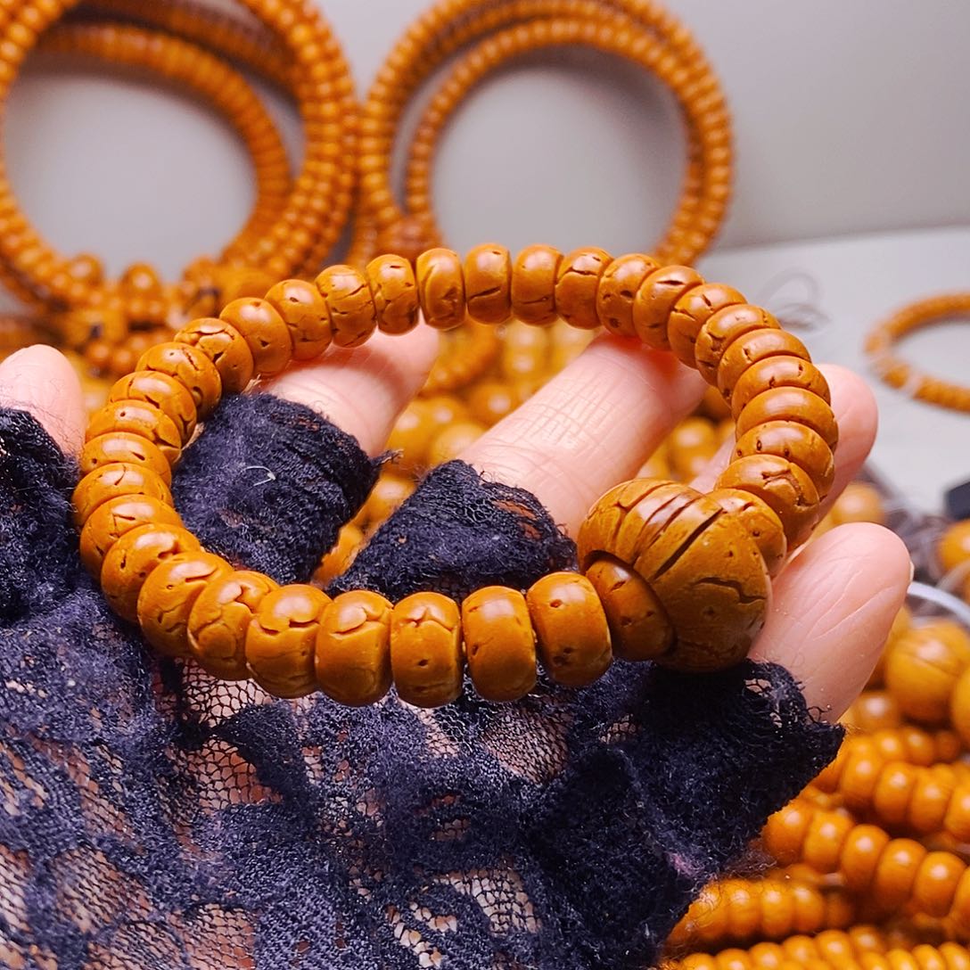 桃核吊坠6乘10核片手串全品88