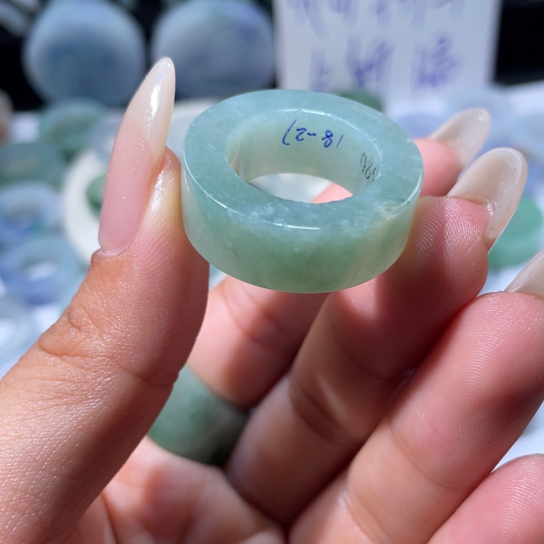 定制翡翠未镶嵌天然翡翠18-27圈