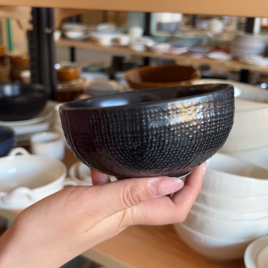 新骨瓷079瑕疵慎拍 哑光黑5寸米饭碗