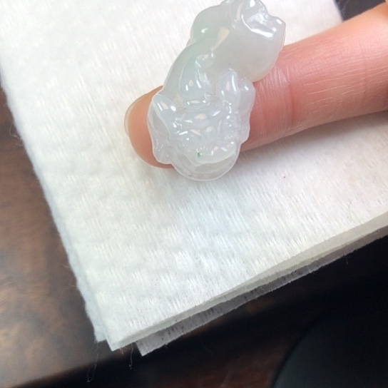 翡翠未镶嵌颈饰缅甸A货，每天下午1点半开播