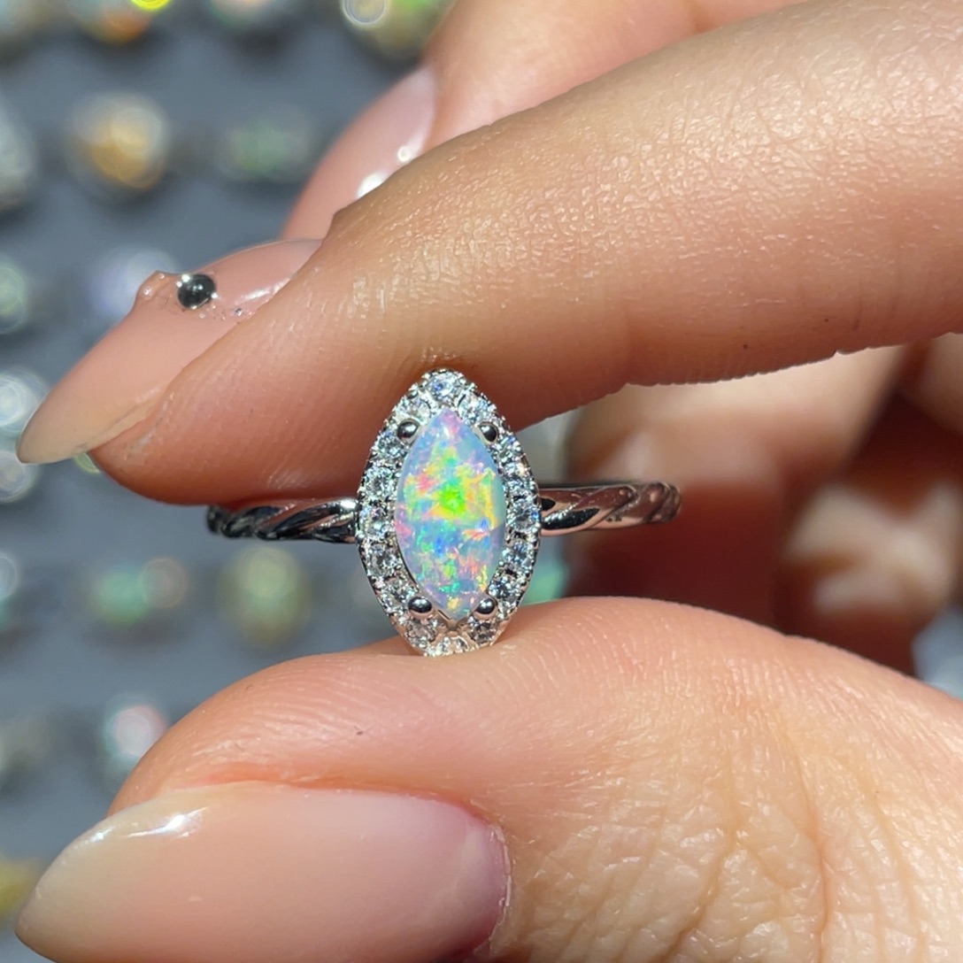 欧泊银S925镶嵌欧泊戒指