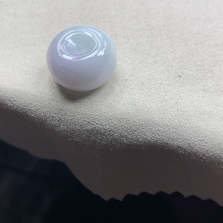 翡翠颈饰未镶嵌吊坠