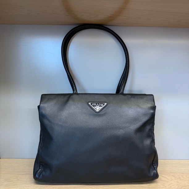 95新 Prada/普拉达 黑色降落伞托特单肩包