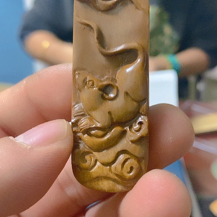 天然猛犸牙雕刻残次品