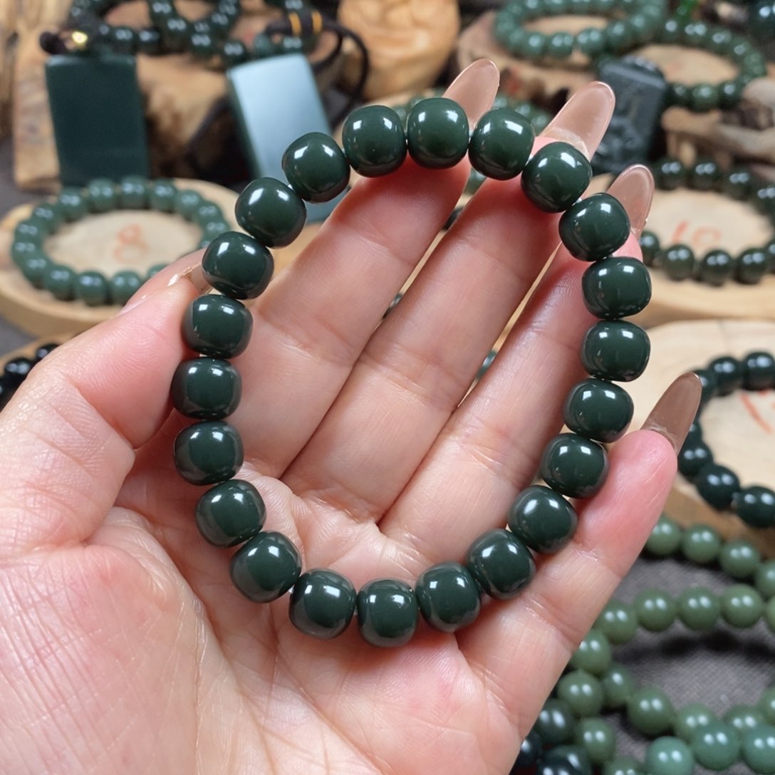 和田玉（青玉）手链未镶嵌吉*尼