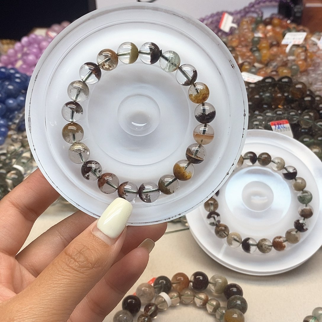 水晶手串未镶嵌1467900000000