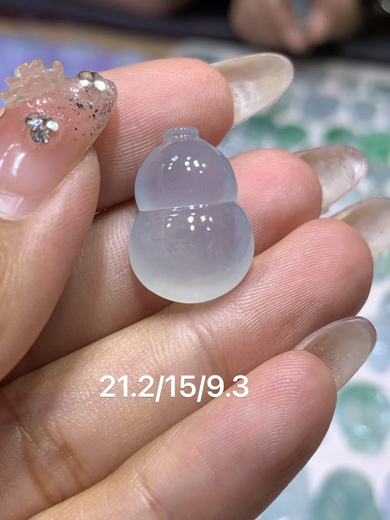 缅甸天然翡翠A货，白冰葫芦肥嘟嘟，立体感十足，随便镶嵌都很好看