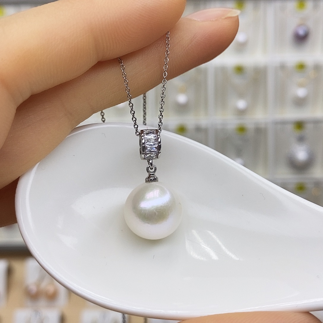 淡水珍珠合金颈饰