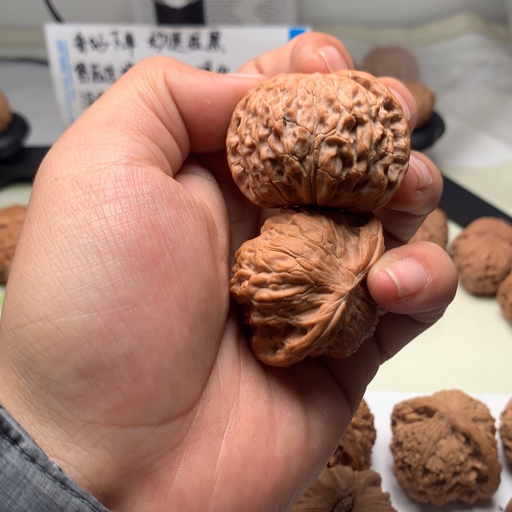 文玩核桃把件都*C核桃