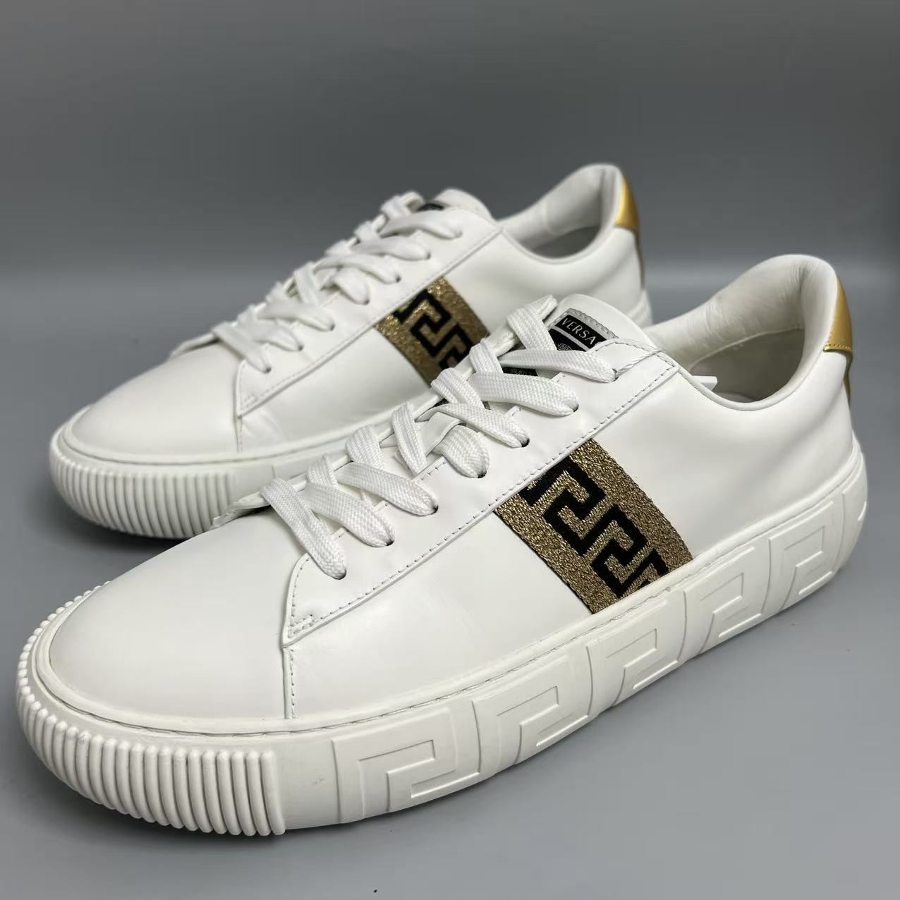 95新 GUCCI/古驰 白色金织带板鞋41欧码jx573