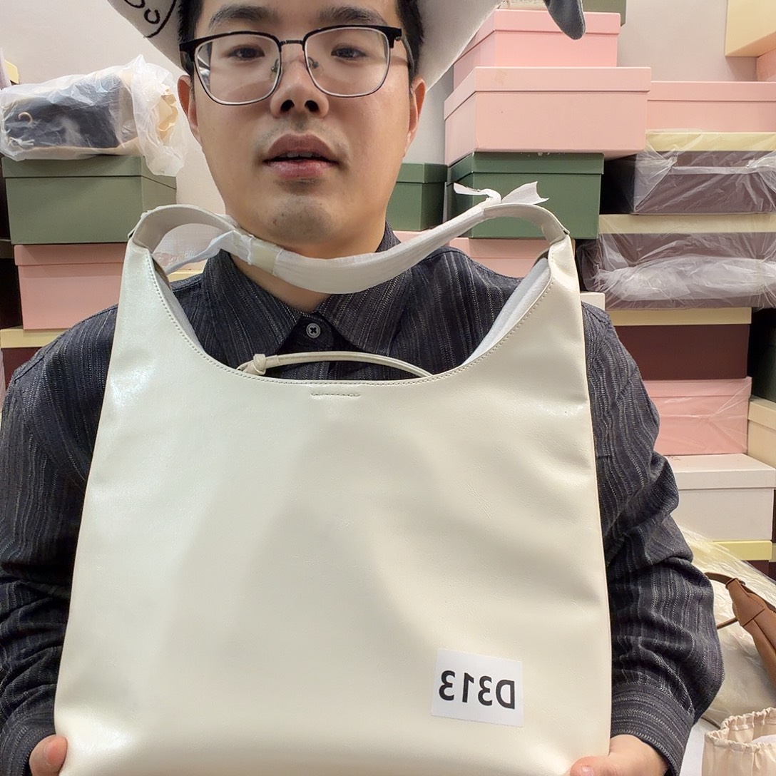 绵羊皮（革）牛剖层皮革羊皮（革）