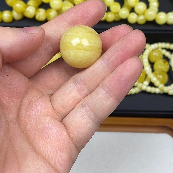 琥珀未镶嵌手链7.5克23mm