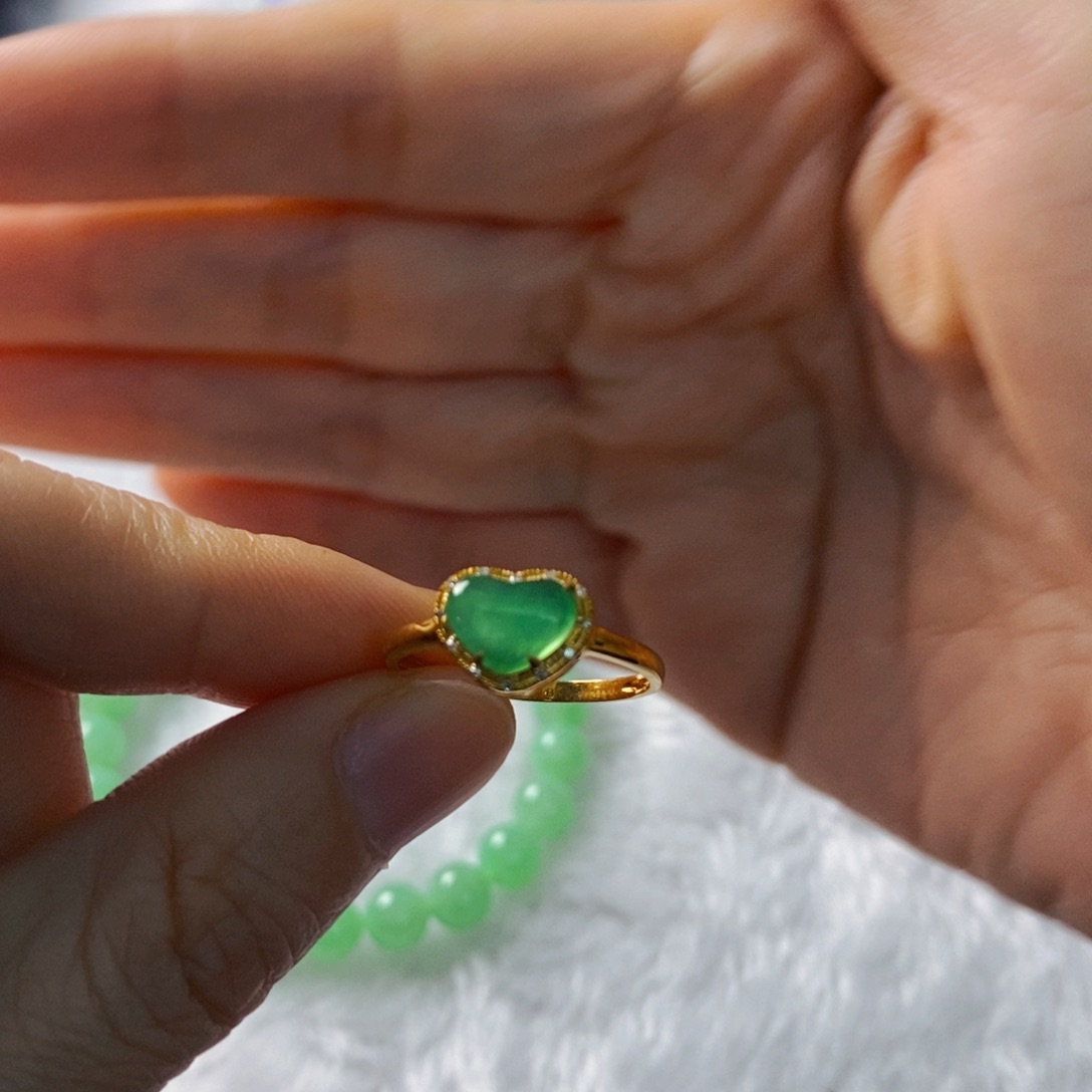 柔***风翡翠18K金镶嵌戒指9.7 7
