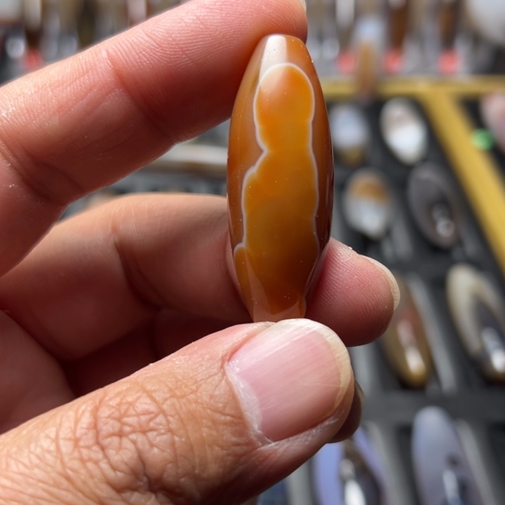 玛瑙/玉髓未镶嵌颈饰