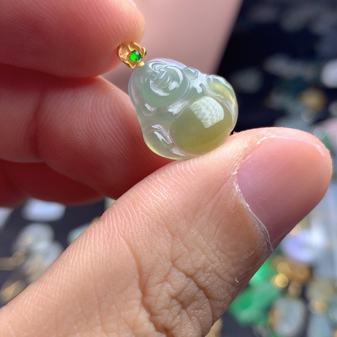 【闪购商品】颈饰18K金镶嵌翡翠翡翠