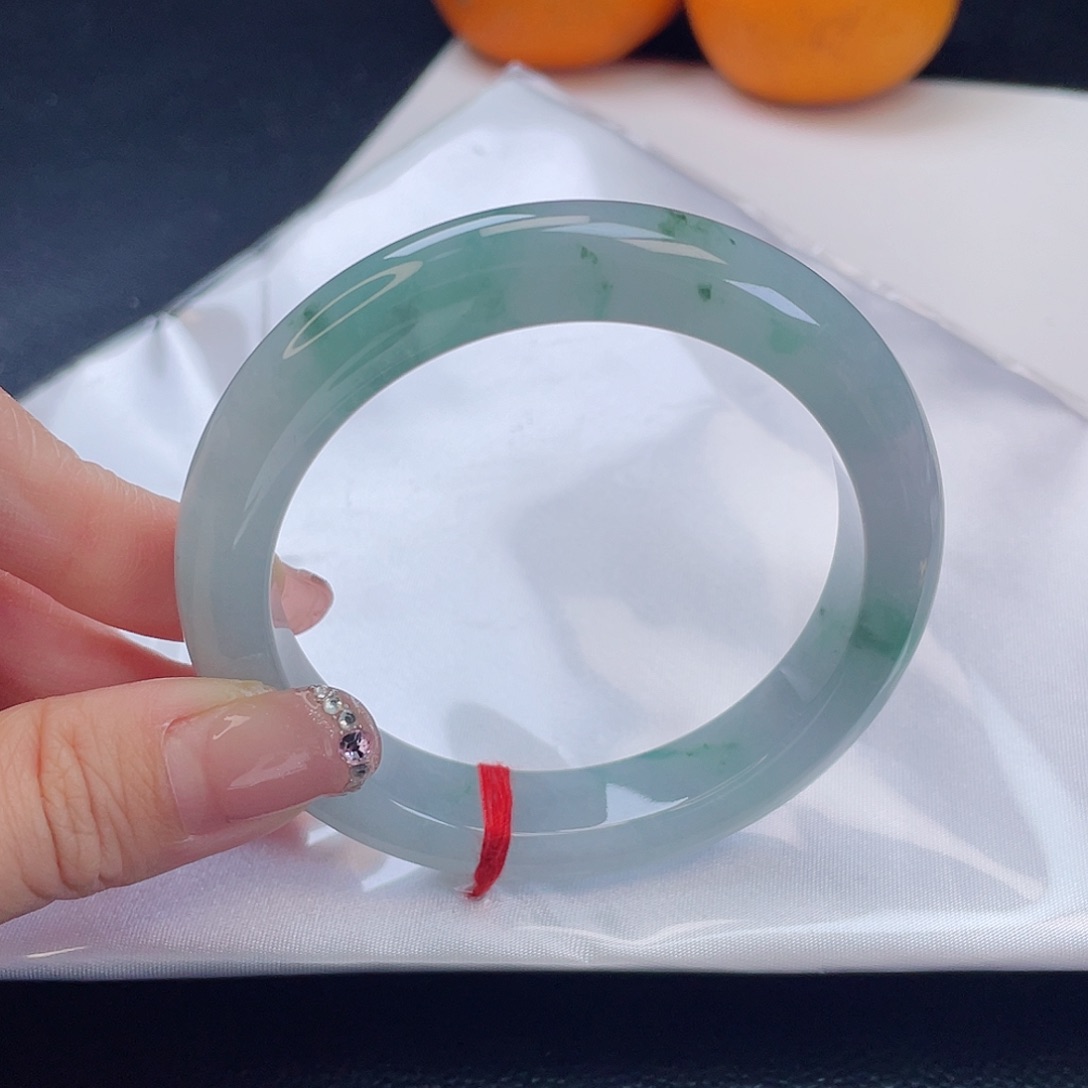 翡翠手镯未镶嵌翡翠 S