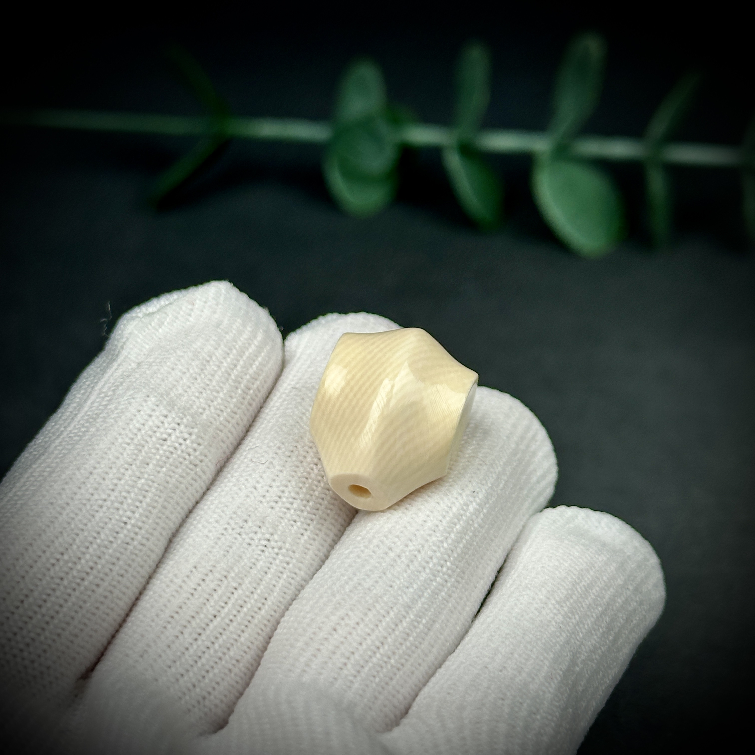 J1059天然猛犸象牙牙芯料鲨鱼背三通约16mm 支持鉴定