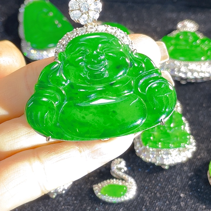 翡翠银S925镶嵌颈饰翡翠