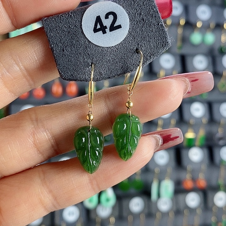 和田玉耳饰18K金镶嵌