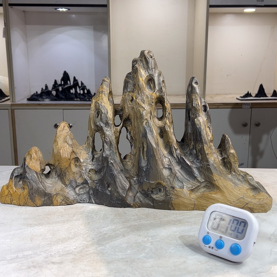 灵璧奇石博览会摆件民*。