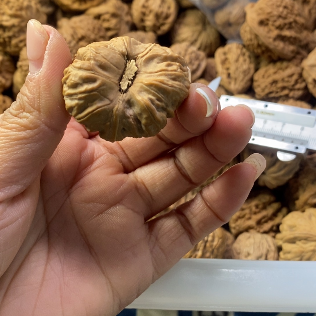 酒***神吊坠文玩核桃平谷凹的