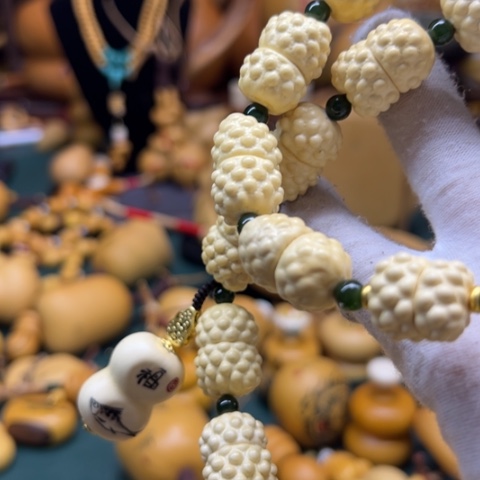 醉*年啦咯啦咯啦咯啦咯就几个