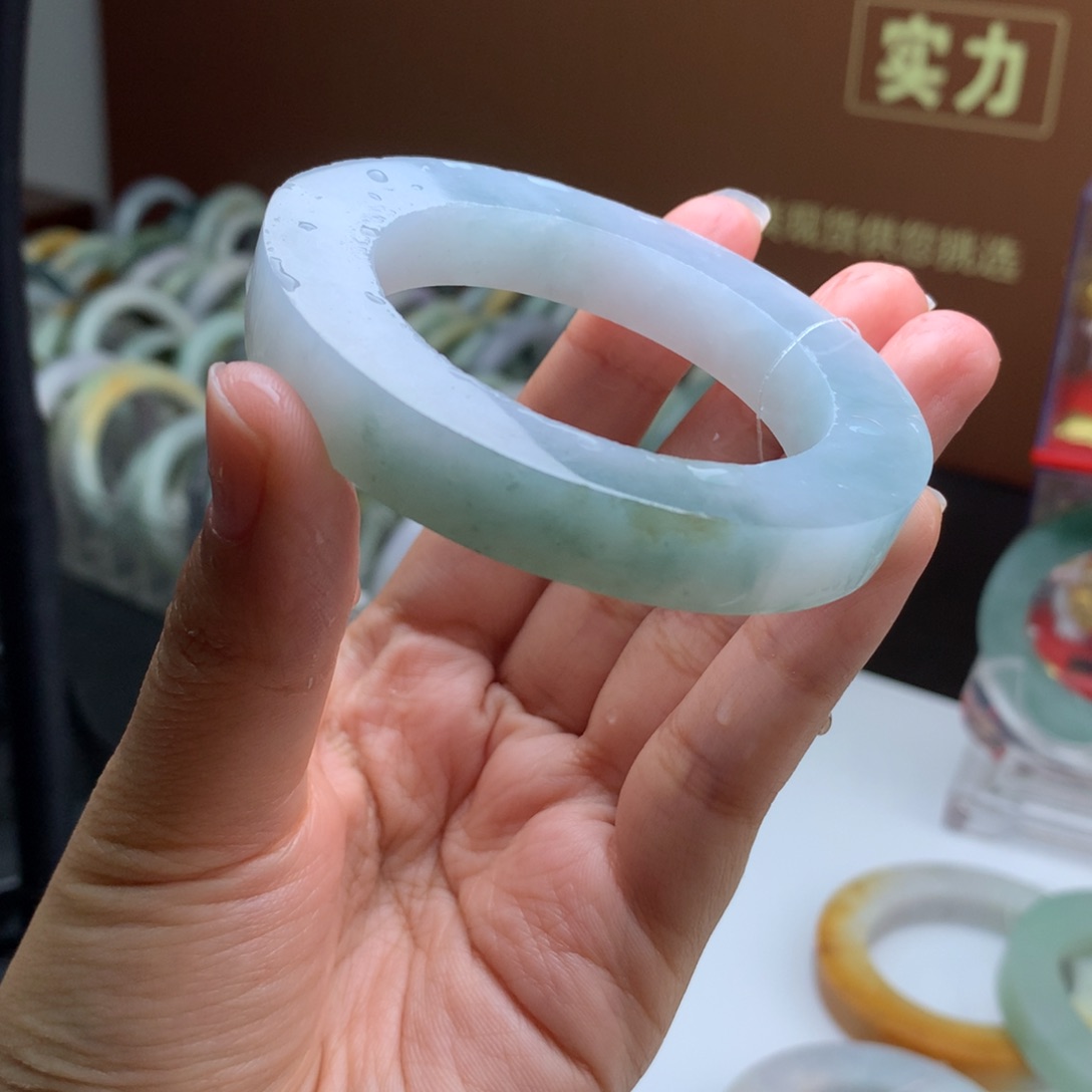 定制翡翠翡翠未镶嵌冰蓝