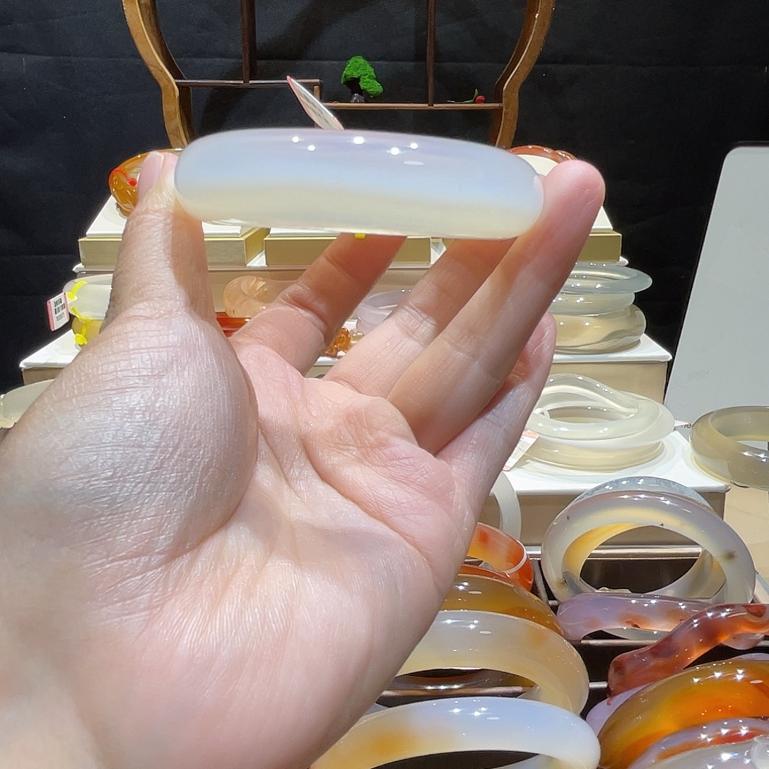 玛瑙/玉髓未镶嵌手镯