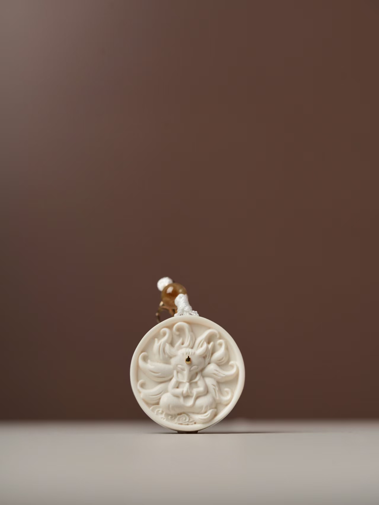 纯天然白冰料猛犸牙雕无漂九尾狐凤九diy文玩吊坠配饰品编号B02