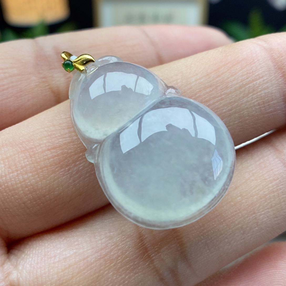 翡翠18K金镶嵌颈饰吊坠42