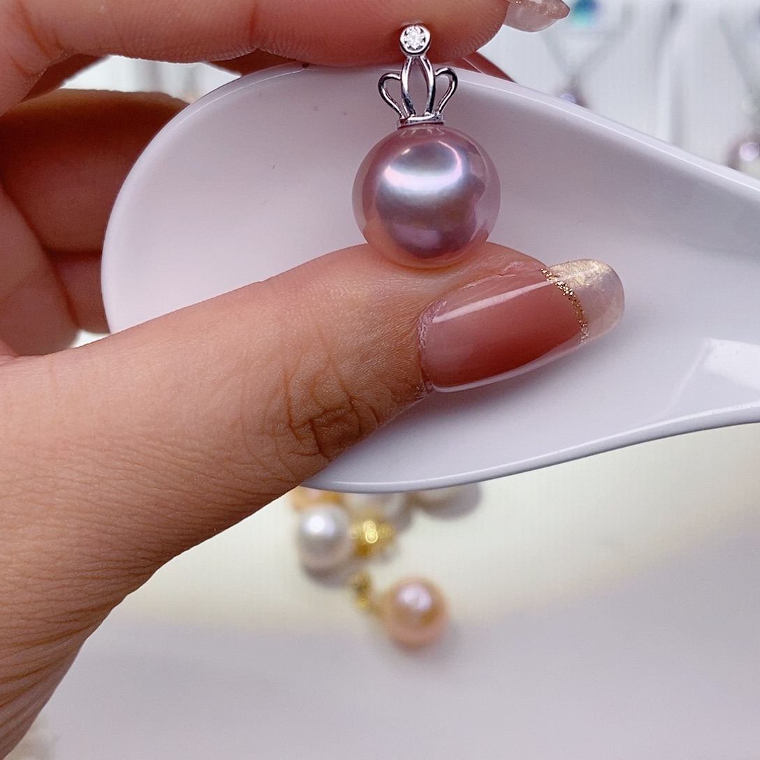 银S925镶嵌吊坠(赠链)淡水珍珠