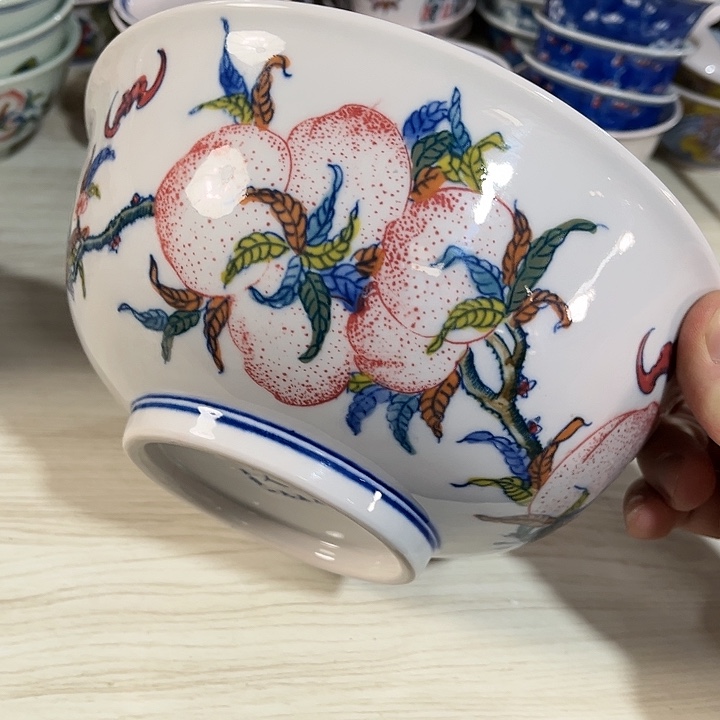 瓷片/////直径20厘米…。红。