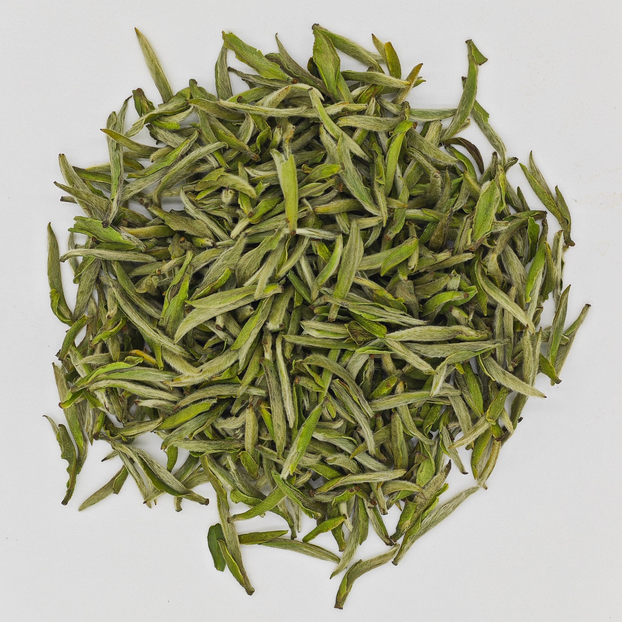 25年米芽银针 千米海拔第一档 口感极甜 叶底花香 毫香蜜韵