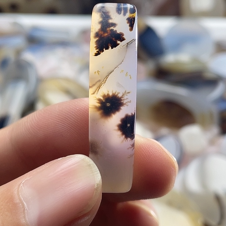 玛瑙/玉髓合金颈饰