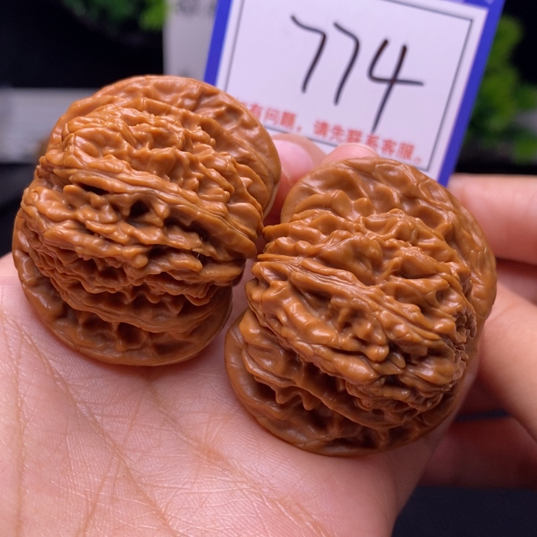 文玩核桃把件44四座楼774