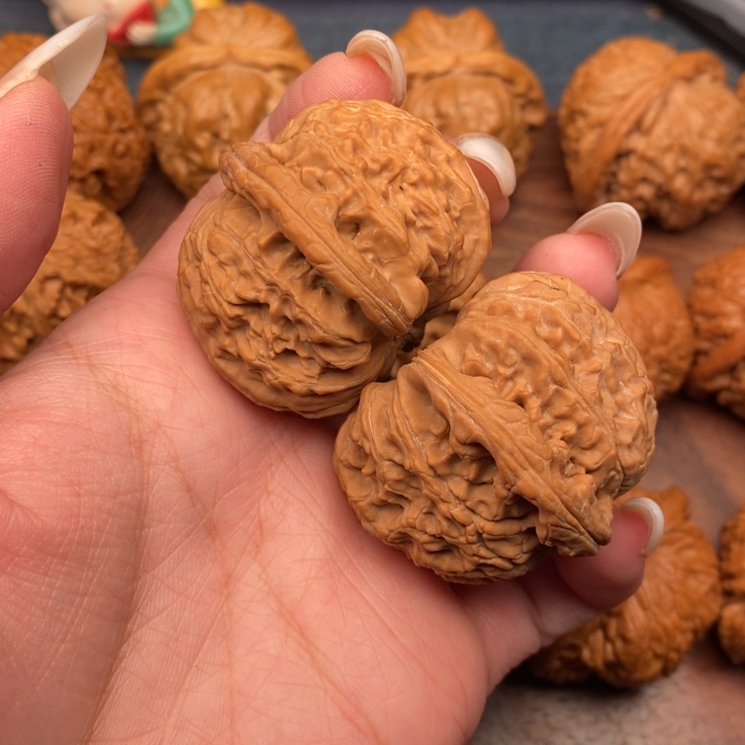 文玩核桃把件t**y全品球白42