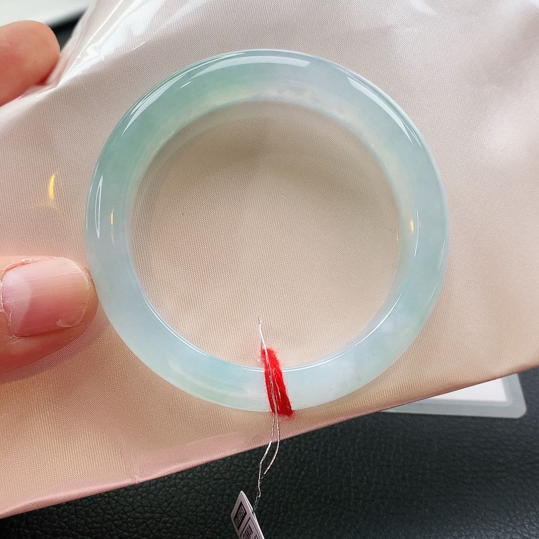 未镶嵌手镯翡翠天然翡翠手镯